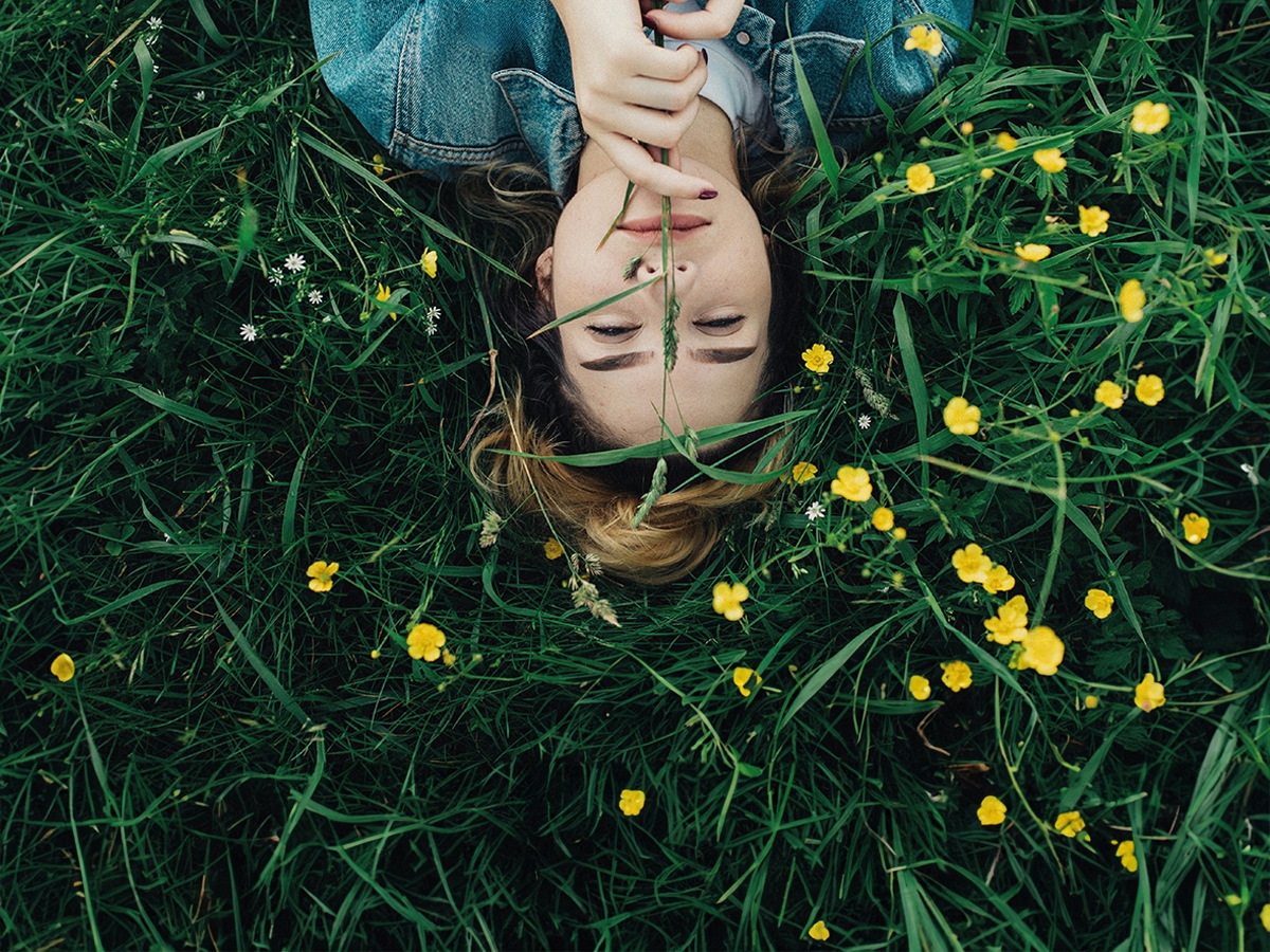 Prepararsi alla bella stagione: il momento giusto per ritrovare leggerezza grazie alle tisane del benessere